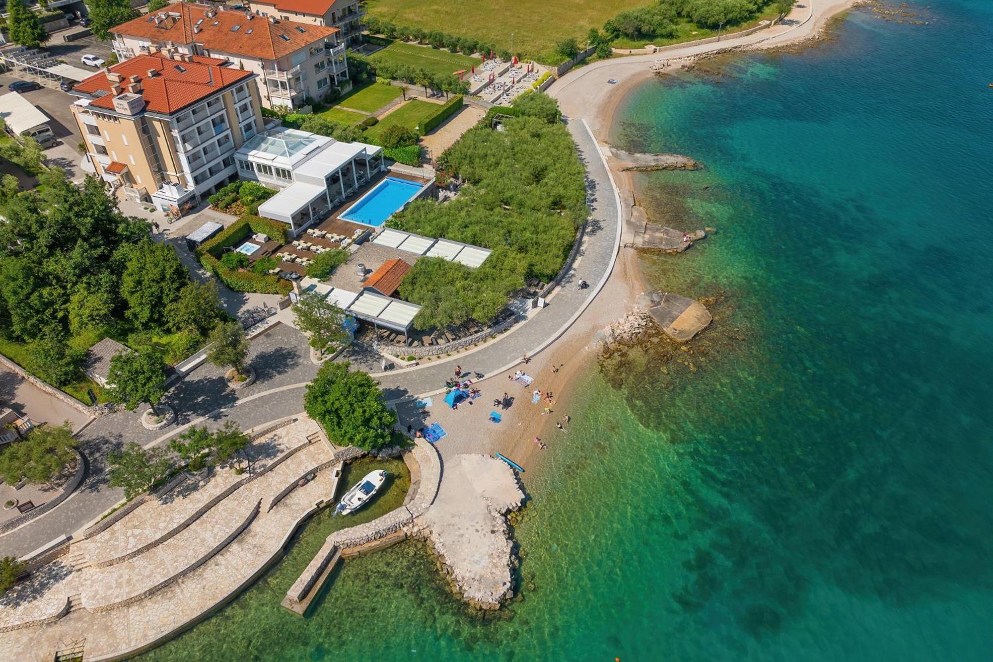 Hotel Vila Rova Malinska Dış mekan fotoğraf